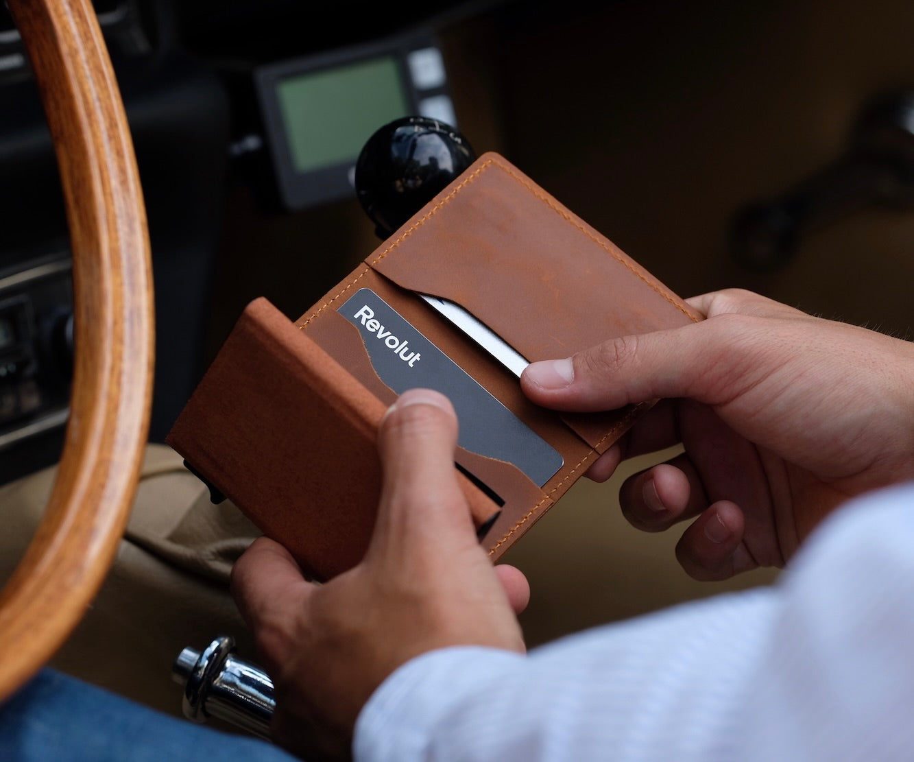 Parvus™ AirTag Wallet: Premium leather card holder wallet with built-in Apple AirTag slot. This smart wallet for men offers RFID protection, quick card access, and extra storage. Ideal as a credit card holder, card case, and wallet with AirTag. Best smart wallet choice.