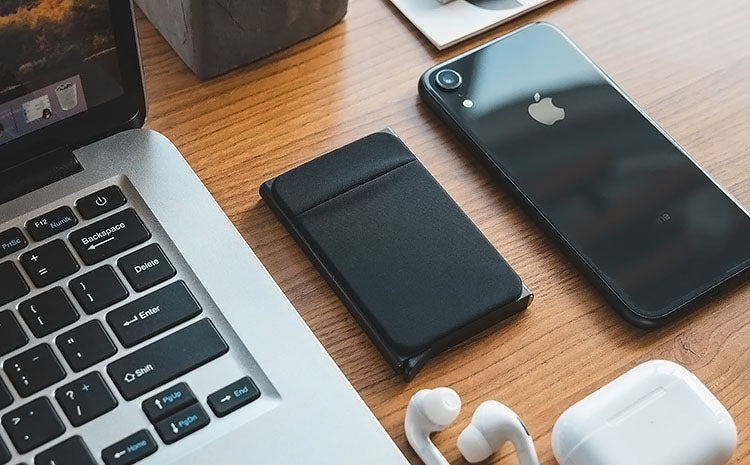 Parvus™ Silicon Slim RFID Blocking Wallet-lifestyle